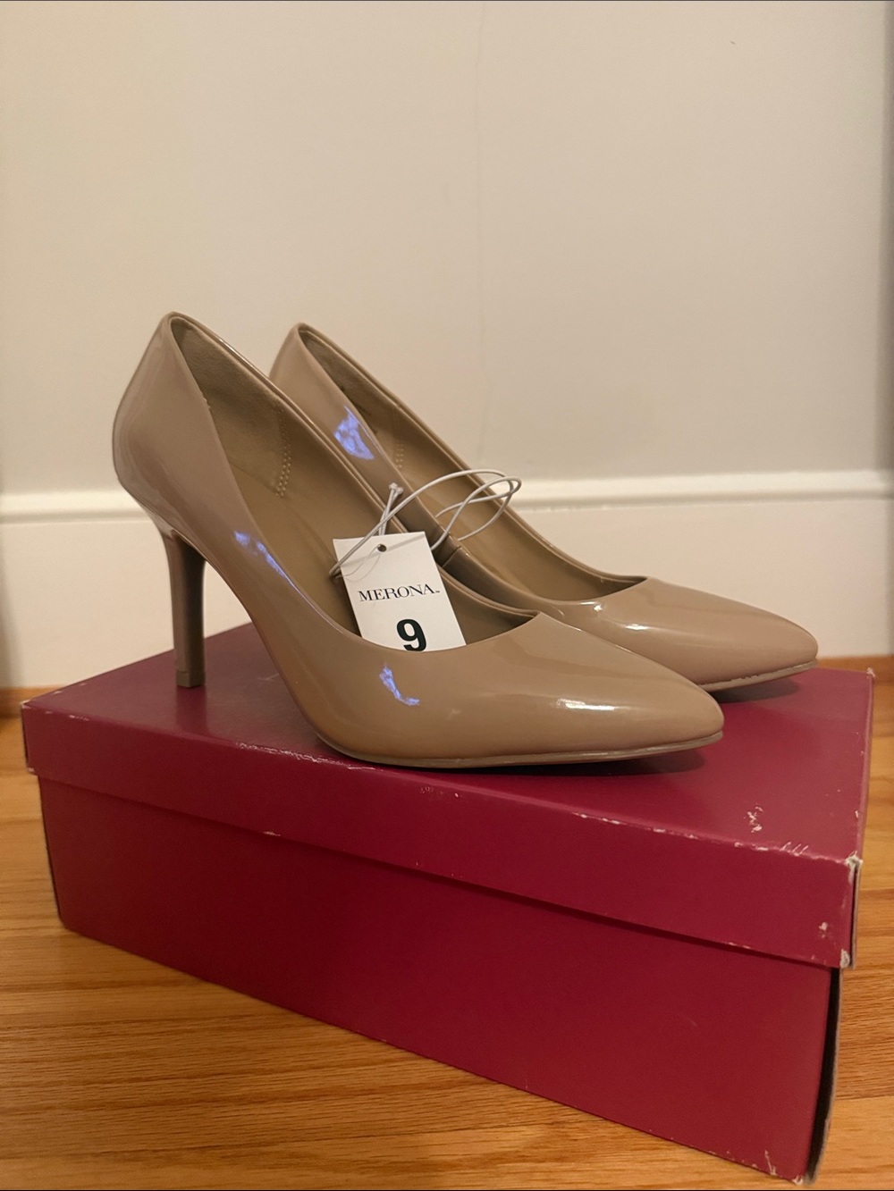 Merona Nude Patent Pointed-Toe Pumps size 9 NEW BNWT